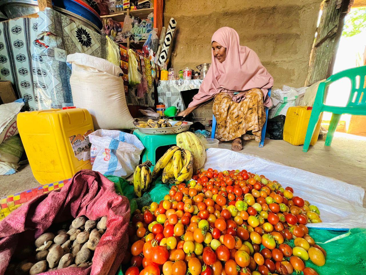 Save money easily with your community Ayuuto+ SHG.